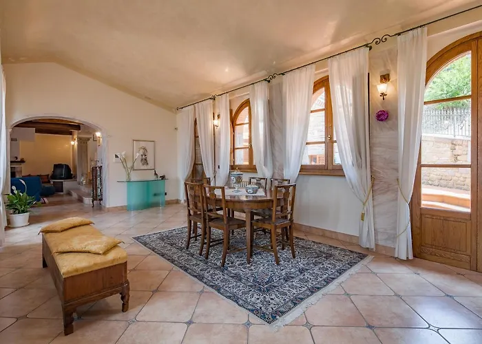 Βίλα Corte Della Luna *